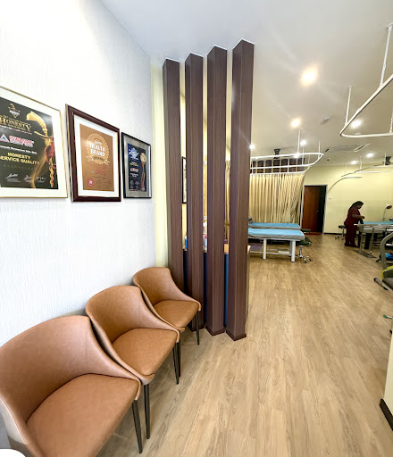 Iswanah Acupuncture & Physiotherapy Laguna Merbok