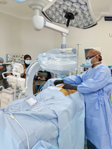 Dr Kamalnizat Ibrahim Spine Pain Orthopaedic Specialist Kuala Lumpur