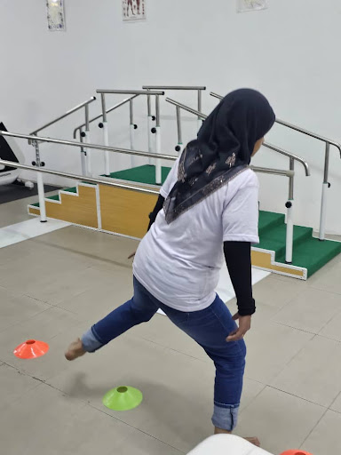 Electron physiotherapy and rehabilitation